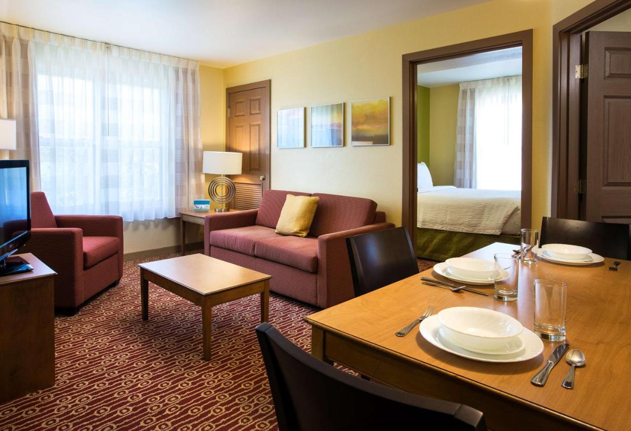 Sonesta Simply Suites Detroit Novi Buitenkant foto